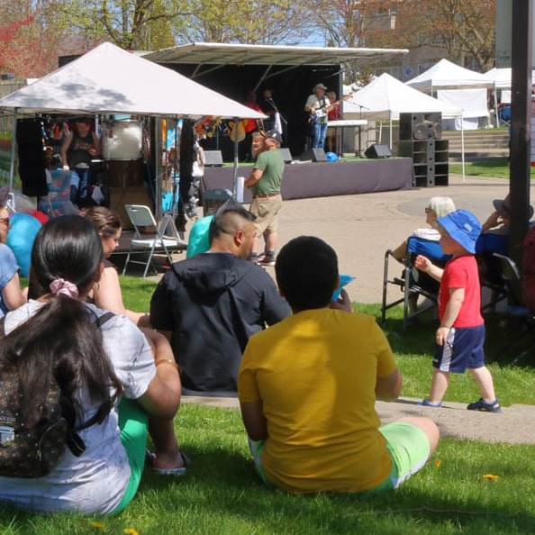 we offer a variety of bathroom & shower trailers with different sizes and layouts to suit your needs